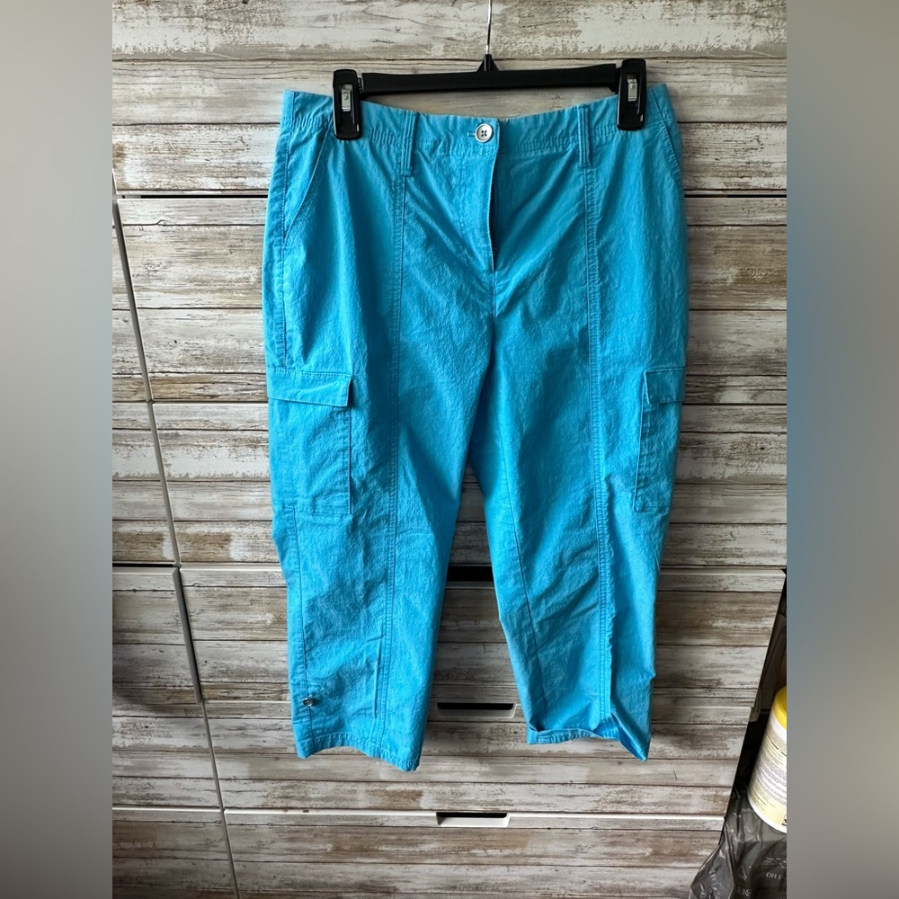 🩵 Chico’s So Slimming Turquoise Cargo Capri Pants Size 00 XS 0/2